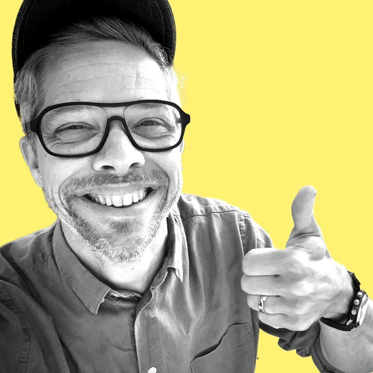 Portrait d'Olivier Sauvage, formateur et expert digital